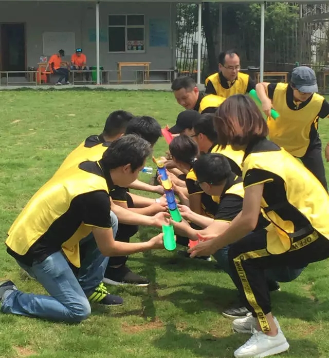 “向梦想出发” k8凯发销售团建活动完善绽放